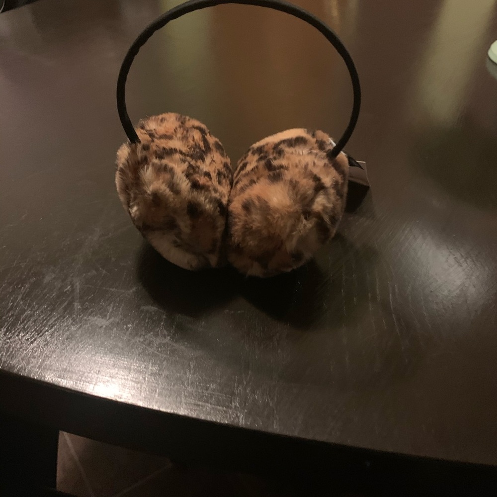 Lane Bryant cheetahs Earmuffs Leopards